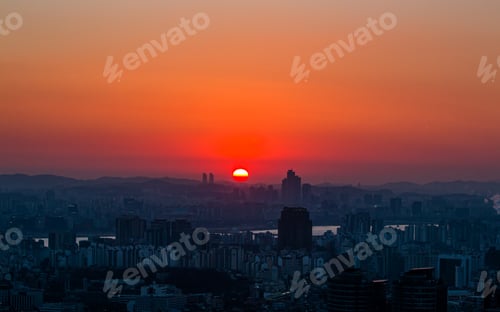 Preview: Sunset view over the Seoul city