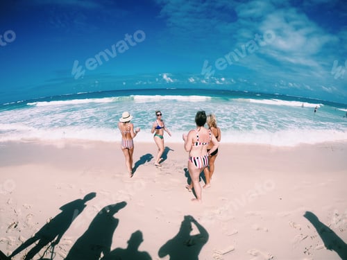 Preview: Waves and women