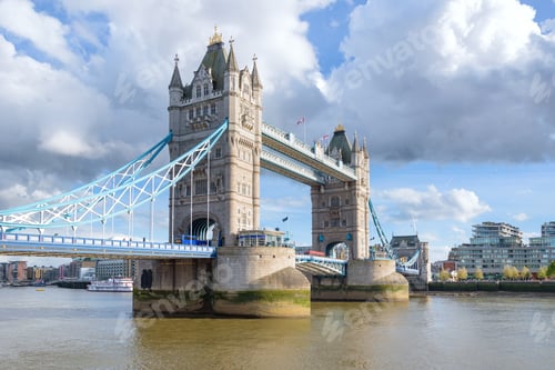 Preview: Tower Bridge in London