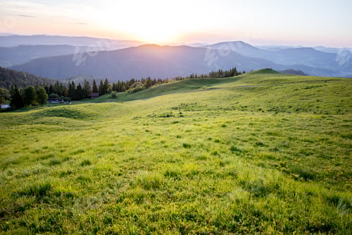 Vista previa: Montañas de los Cárpatos en Ucrania