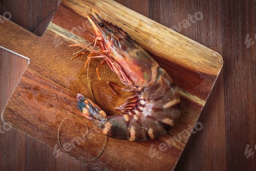 Vista previa: Fresh raw prawns