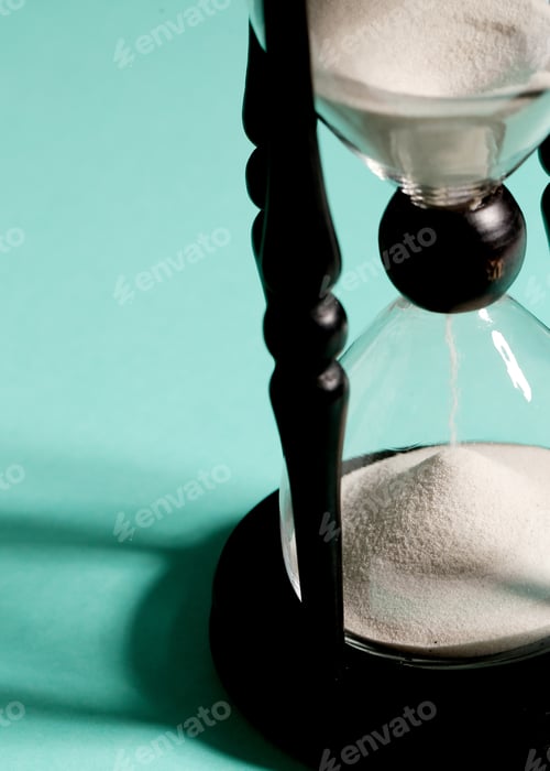 Preview: Hourglass