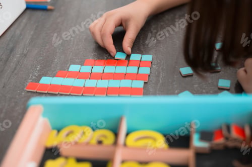 Preview: Learning to count with a Montessori game