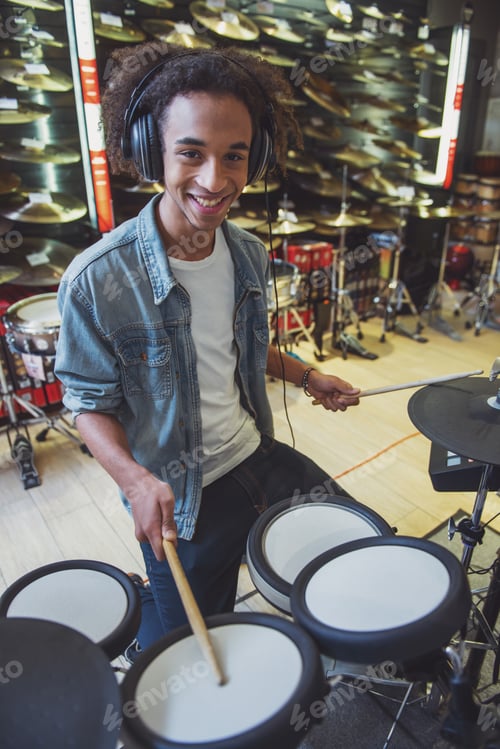 Preview: Man playing electronic drums
