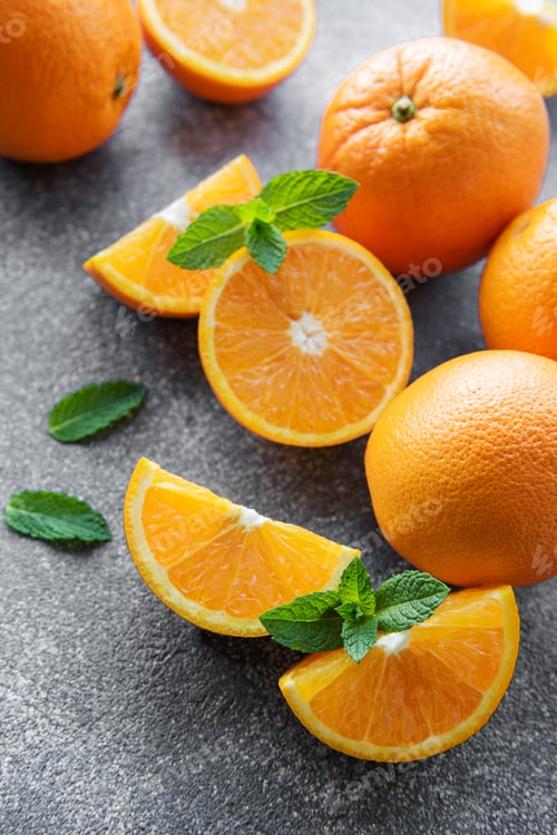 Preview: Fresh ripe oranges