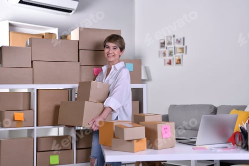 Preview: Woman business owner