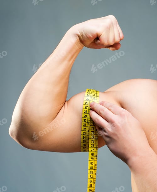 Preview: man measuring bicepsc