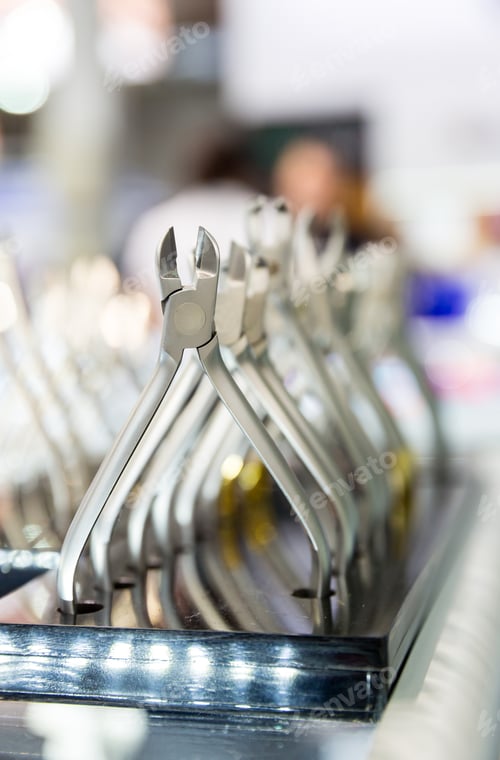 Preview: Dental tooth extraction equipment closeup