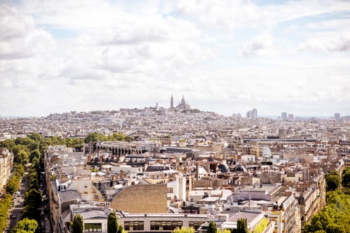 Preview: Cityscape view of Paris