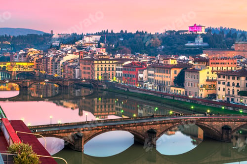 Preview: Rooftop views of Florence, Italy on the Arno River