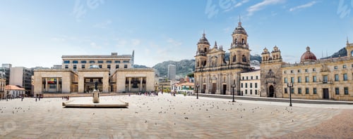 Preview: Panoramic view of Bolivar Square with Cathedral and Palace of Justice - Bogota, Colombia