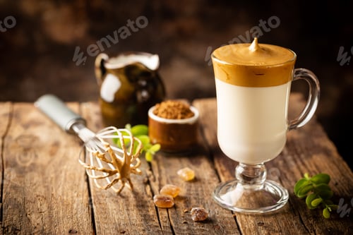 Preview: Dalgona Coffee, trendy drink