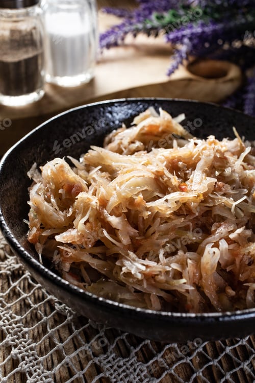 Preview: Stewed cabbage with onion and tomato.