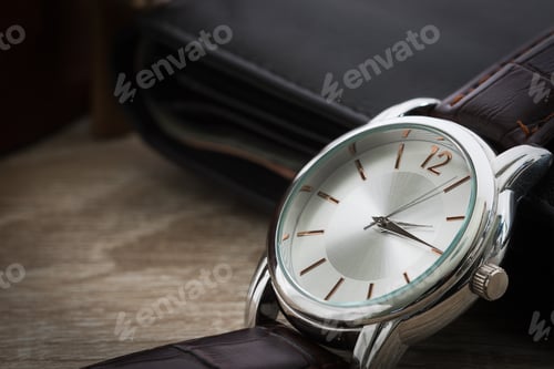 Preview: Close up watch and wallet_-2