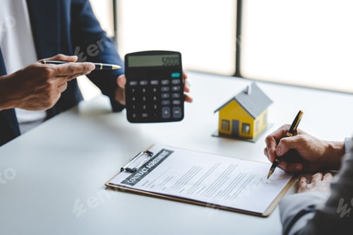 Preview: Real estate broker.Agents deliver sample houses to customers, mortgage contracts, loans, hire-purcha