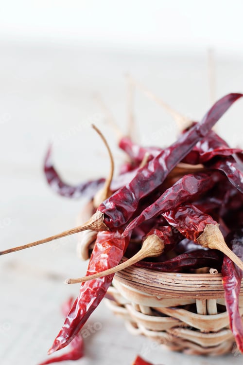 Preview: Dried chilly on wooden