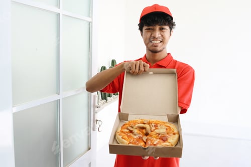Preview: Pizza Deliveryman
