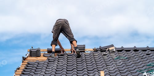 Preview: bungalow roof building from ceramic roofing by an expert
