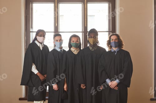 Preview: People wearing masks at graduation ceremony