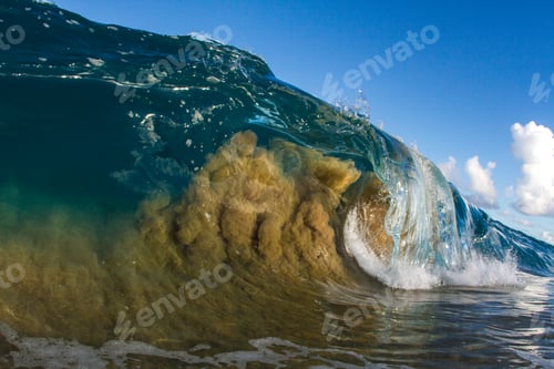 Preview: Barrelling wave, Hawaii, USA