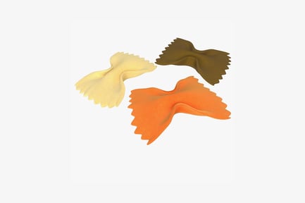 Preview: Triangular arrangement of uncooked scalloped ravioli