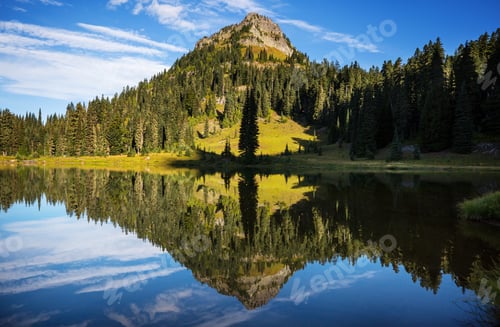 Preview: Mountains lake