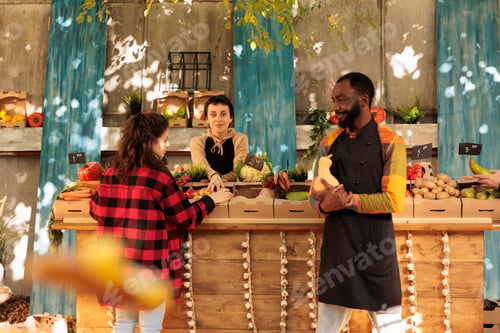 Preview: Happy farmers and clients talking about bio natural produce