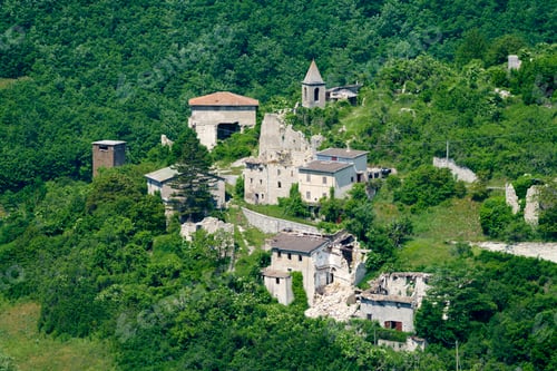 Preview: Landscape along the road from Norcia to Cittareale, Umbria