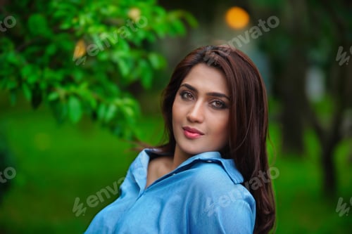 Preview: Portrait of a beautiful woman in nature