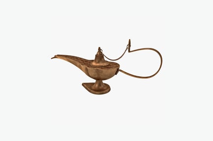 Preview: Brass genie lamp with ornate pattern and chain