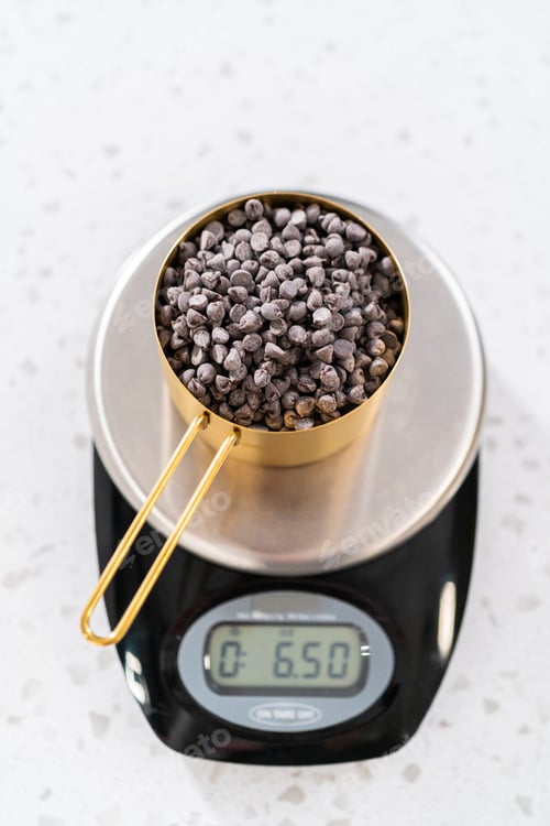 Preview: Mini semi-sweet chocolate chips