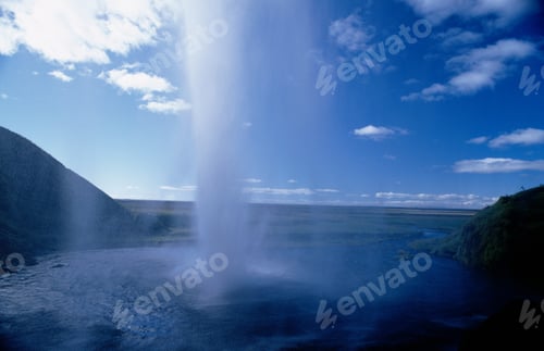 Preview: rear view of waterfall