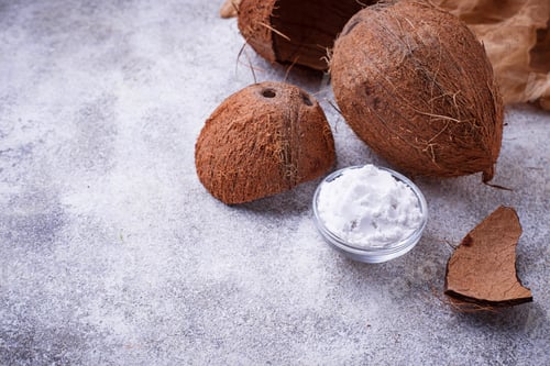 Preview: Fresh coconut and coconuts oil