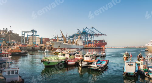 Preview: Muelle Prat Pier and Valparaiso Harbor - Valparaiso, Chile