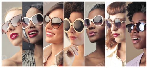 Preview: Girls with sunglasses