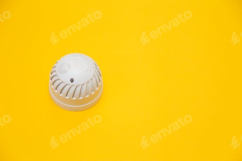 Preview: The smoke sensor on the ceiling