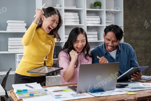 Preview: Group of Young Asian business team creative businesspeople coworker in office Happy to be successful