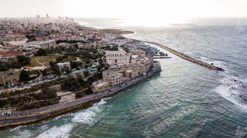 Preview: aerial view of scenic old town on seashore, Tel Aviv, Israel