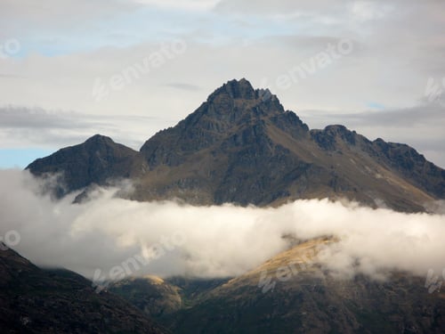 Preview: Lake Wakatipu, New Zealand
