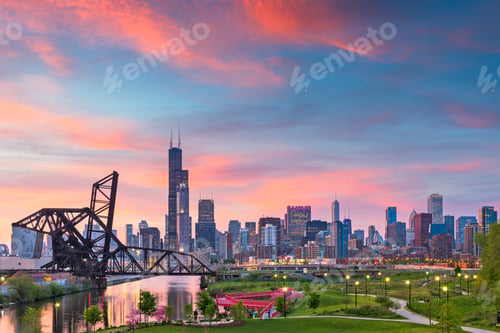 Preview: Chicago, Illinois, USA Park and Skyline