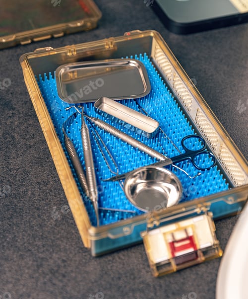 Preview: Set of tools for dental treatment