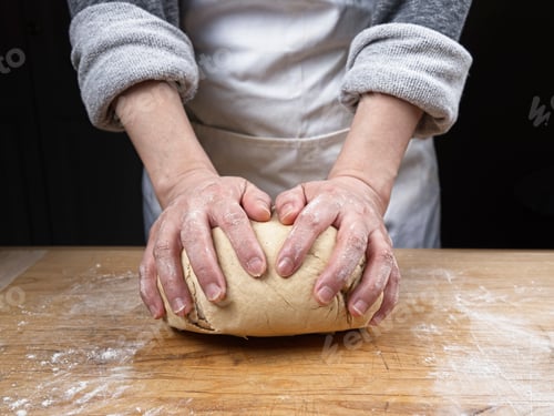 Preview: Making the final dough ball before cutting.