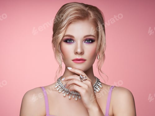 Preview: Portrait Beautiful Woman with Jewelry