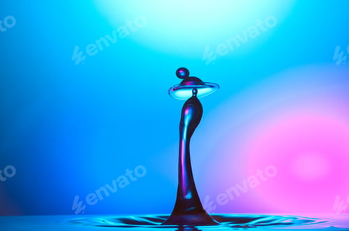 Preview: Beautiful splash of water