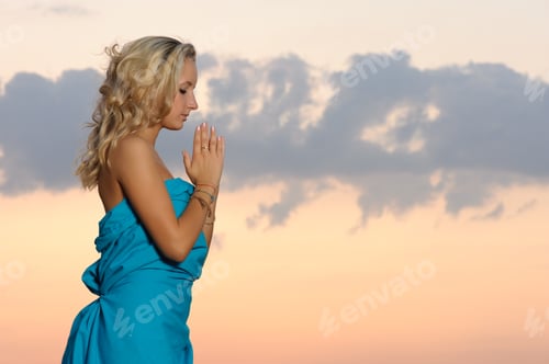 Preview: praise