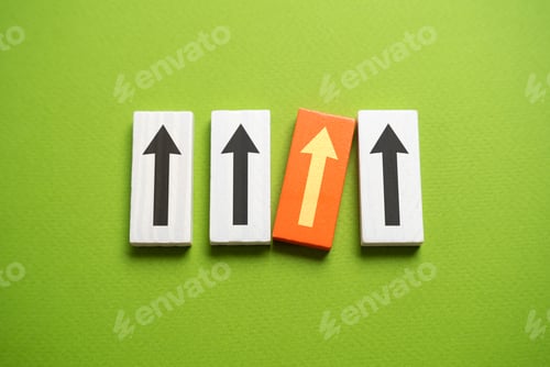 Preview: One arrow is skewed and stands out from the group.