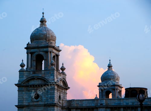 Preview: Historic Victoria Memorial architectural monument and museum at sunset. Kolkata, India.