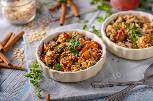 Preview: Baked oatmeal with fruit and maple syrup