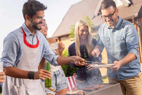 Preview: Friends making barbecue