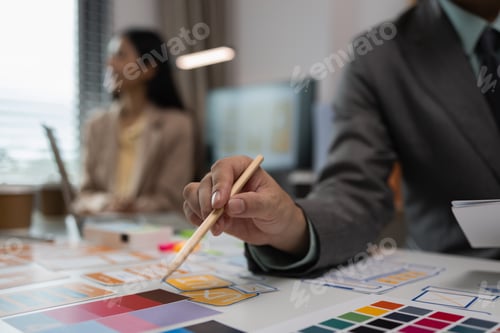 Preview: Office Collaboration for App Design in a Workplace